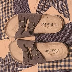 echo bay sandles